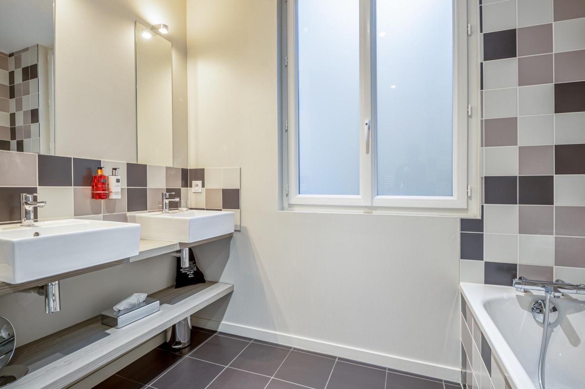 Vallier Suite N18 - Exceptional Suite In Bordeaux - Welkeys エクステリア 写真